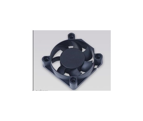 AKASA ventilátor 4cm Black Fan, 40x40x10mm, Sleeve bearing, 24.87 dBA, 3 pin