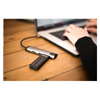 VERBATIM USB C 3.1 Drive 64 GB - Keypad Secure (R:160/W:140 MB/s) GDPR