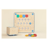 Cubetto interaktivní robot