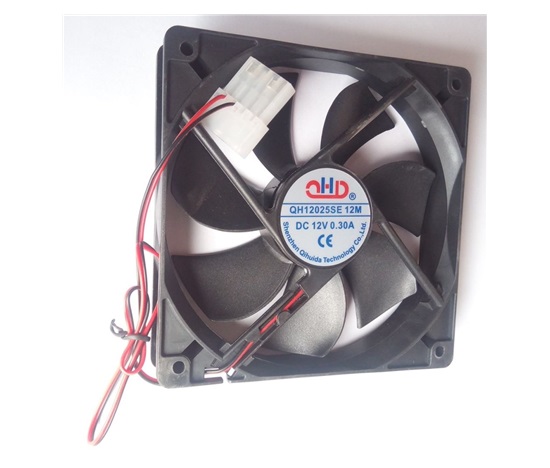 EUROCASE ventilátor 120mm (2-drát,molex)