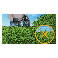 BOSCH UniversalHedgeCut 18V-55, akumulátorové nůžky,18 V, délka čepele 55 cm, rozteč zubů 22 mm, akumulátor 2.5 Ah