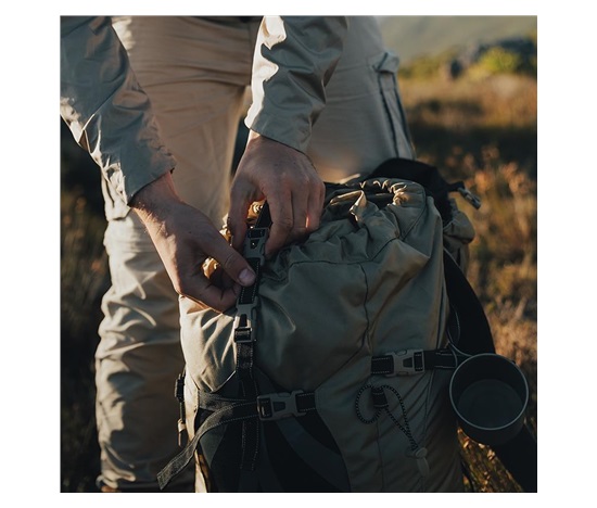 Naturehike expediční batoh 70+5l černý