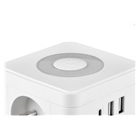 Viking síťový adaptér Y23L, 2x 230 V, 1x USB-A, 2x USB-C, dotykové světlo, bílá