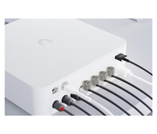 UBNT PowerAmp white