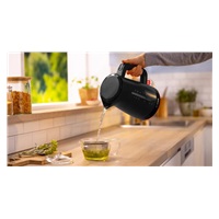 Bosch MyMoment TWK3M123 rychlovarná konvice, 2400 W, 1.7 l, černá