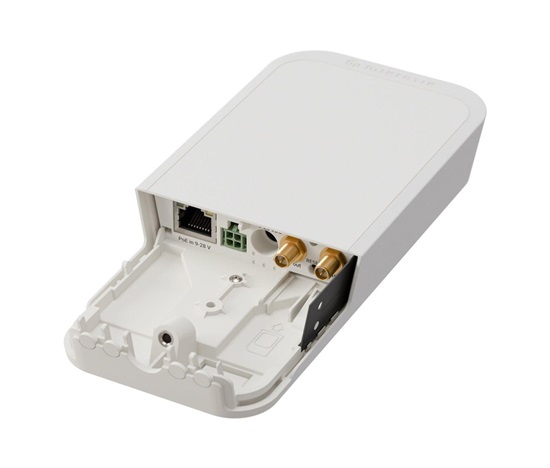 MikroTik RBwAPR-2nD&R11e-LR8G 2,4GHz LoRa gateway wAP LR8G kit