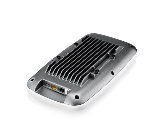 Zyxel WBE630S, BE12.3K (2.4GHz: 2x2:2, 5 or 6GHz: 4x4:4) MU-MIMO, Smart Antenna,Dual Radio 2.4 and 5 or 6GHz,incl 1 year