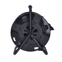 Solight prodlužovací přívod na bubnu, 1 zásuvka, venkovní, 50m gumový kabel, 3x 1,5mm2, IP44