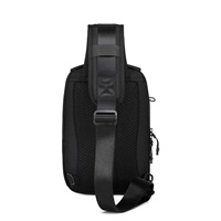 MYBALO Axis kompaktní batoh přes rameno, černá