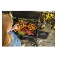 Traeger PRO 575 peletový gril