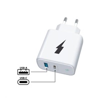 WG - Síťová nabíječka 2x USB 38W, 1x USB-C PD 20W + 1x USB-A QC 3.0 18W, bílá