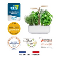 Véritable CONNECT - Smart automatický květináč s regulací osvětlení, bílá-champagne + 4 bylinkové náplně