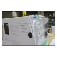 APC -poškozený obal- Easy UPS 1600VA, 230V, AVR, IEC Sockets (900W)