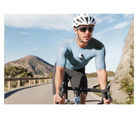 Insta360 GO Ultra miniaturní akční kamera, 4K Ultra HD, 60fps, magnetický systém uchycení, bílá