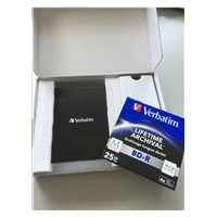 BAZAR - VERBATIM externí mechanika Slimline Blu-ray Rewriter USB 3.0 Zdarma BR Disc 25GB (CD DVD BD Mdisc) +NERO - Poško