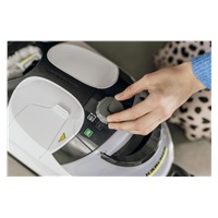 BAZAR - Kärcher SC 5 EasyFix Iron parní čistič, 2250 W, 4.2 bar, zabíjí až 99.999 % virů a 99,99 % bakterií, napařovací