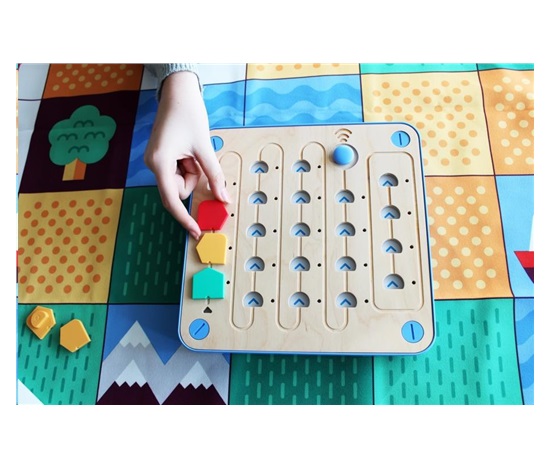 Cubetto Herní set s interaktivním robotem