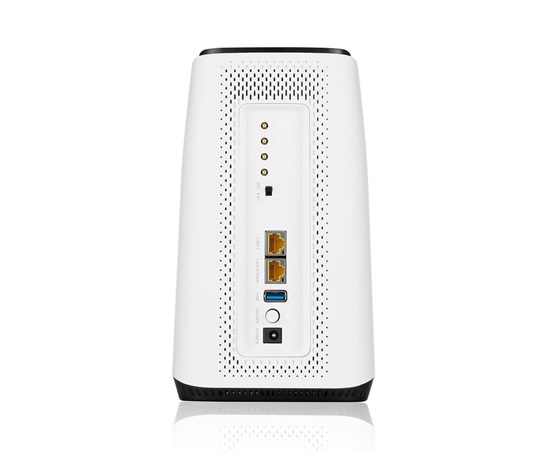 Zyxel FWA505V2, 5G NR Indoor Router, Standalone/Nebula, AX3000 WiFi, 1 x GB LAN, 1 x GB WAN/LAN EU region