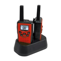 EVOLVEO FreeTalk 2W, PMR vysílačka s výkonem 0,5 a 2W, červenočerná
