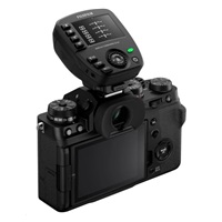Fujifilm EF-W1 wireless commander - bezdrátový řídicí modul blesků
