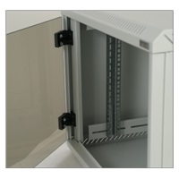 TRITON 19" jednodílný rozvaděč 18U/400mm