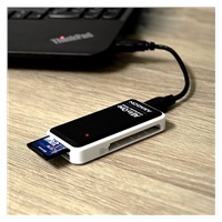 AXAGO - CRE-X1 zewnętrzny mini czytnik 5-slot ALL-IN-ONE