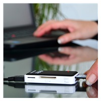 AXAGO - CRE-X1 zewnętrzny mini czytnik 5-slot ALL-IN-ONE