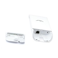 UBNT airMAX NanoStation locoM5 [5GHz, anténa 13dBi, Client/AP/Repeater, 802.11a/n, MIMO]