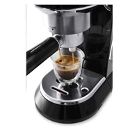 DeLonghi Dedica EC 685 BK pákové espresso